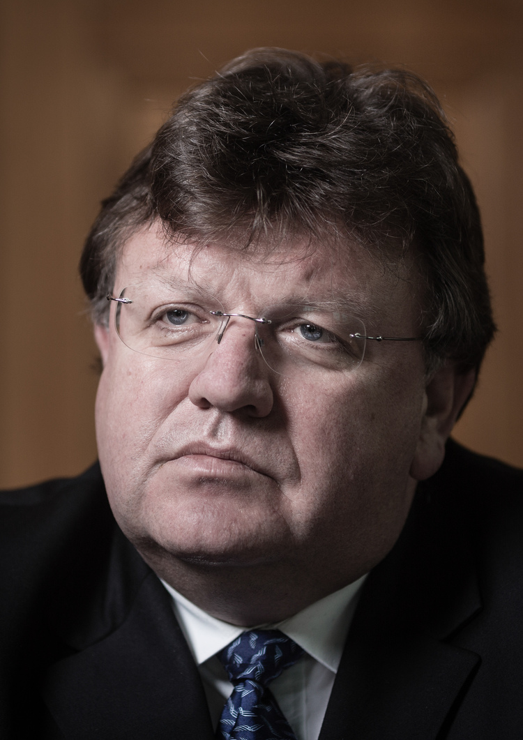 <b>Johannes Beermann</b>, Bundesbank-Vorstand Fotografiert in seinem Buero in der ... - 2014-11-10_131821bearb-2_750